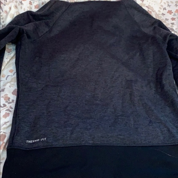 Nike Fleece Lined Sweatshirt - Picture 5 of 6